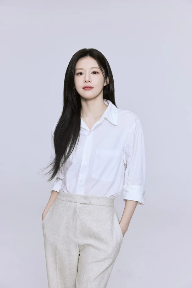 Go Yoon Jung 2025 1