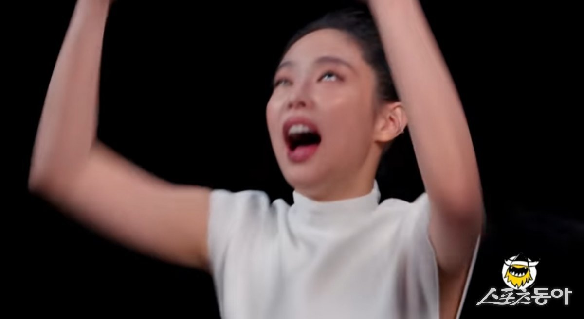 blackpink-jennie-hot-ones-viral-1