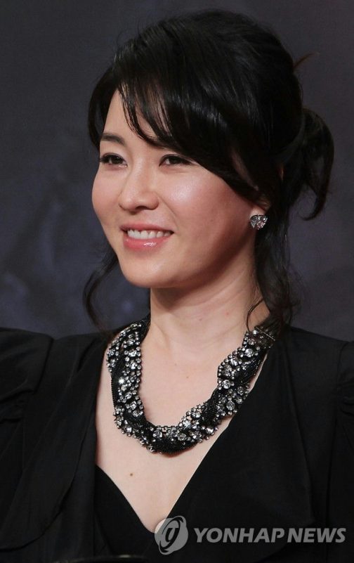 Kang Seo-ha deathwoman' 'necklace' 'smiling' 'blackdress.
